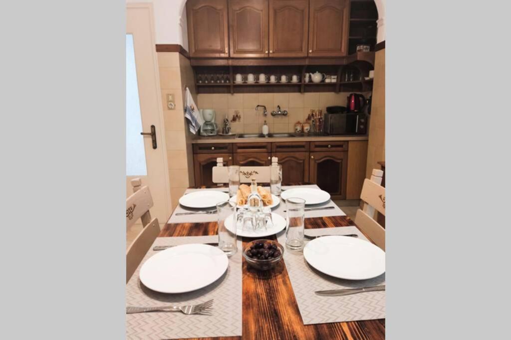 Apartment 95 M2, Center Of Sitia, Wifi, 350M Beach Eksteriør billede